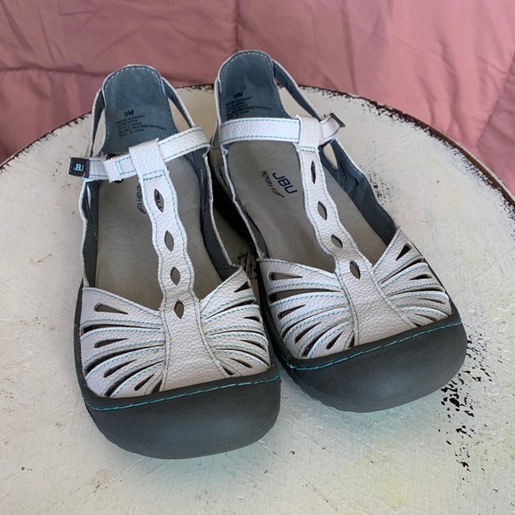 JBU Women's Sandals/Shoes - Picture 4 of 7